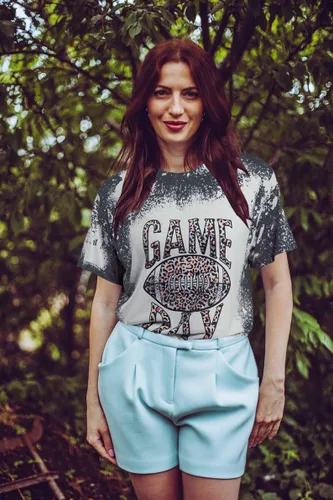 Vista 6 de EGELEXY Camiseta de fútbol para mujer, camiseta de manga corta con estampado de leopardo