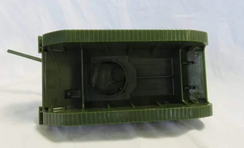 Vista 4 de Classic Toy Soldiers WWII Tanque ruso T-34 en escala 1/38