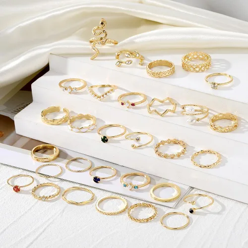 Vista 9 de KISS WIFE Juego de anillos dorados, plateados y negros para nudillos, para mujeres, delicados, simples, modernos, apilables, perfectos para apilar