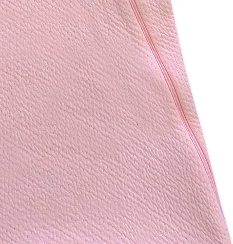 Vista 3 de HonestBaby - Manta vestible de algodón orgánico matelassé, rosa, grande