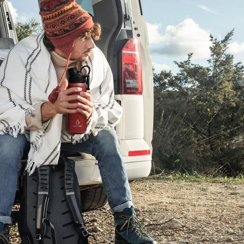 Vista 9 de Botella de agua deportiva aislada con tapa con pajilla, a prueba de polvo, 3 tapas, 24/32/40/64 onzas, apta para lavavajillas y sin BPA, botella