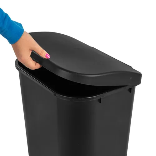 Vista 6 de Sterilite Cubo de basura de 11.3 galones en forma de D con tapa superior de elevación lateral plana para cocina, oficina en casa y garaje o espacio