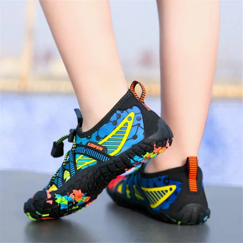 Vista 5 de UBFEN - Zapatos para el agua para niños y niñas zapatos acuáticos y livianos de secado rápido para ir a la playa practicar deportes hacer natación e