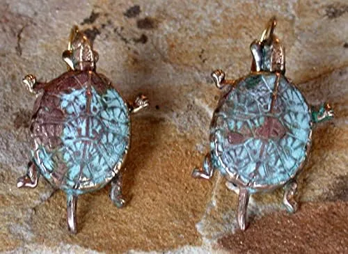 Vista 2 de Verdigris Pátina Box - Aretes colgantes de tortuga Metal no aplica