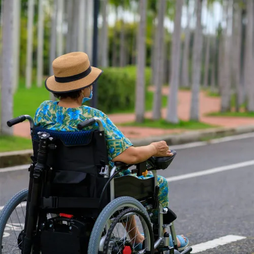 Vista 6 de AlveyTech Joystick Skirt - Fits Shark, SPJ, and A-Series, Replacement for Dynamic Joystick Remotes, Electric Power Chair & Wheelchair, Rubber Boot