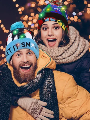 Vista 4 de SATINIOR 2 gorros de punto con luz LED de Navidad para fiestas de Navidad