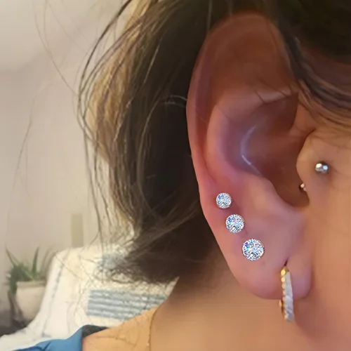 Vista 3 de Kit de piercings de oreja, kit de perforación de oreja sin dolor, kit de pistola de perforación de oreja fácil de usar con aretes de plata de 0.118