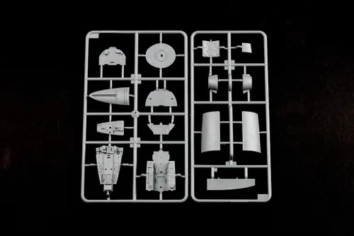 Vista 9 de Hobby Boss Kit de construcción de modelo de avión Thunderjet F-84E