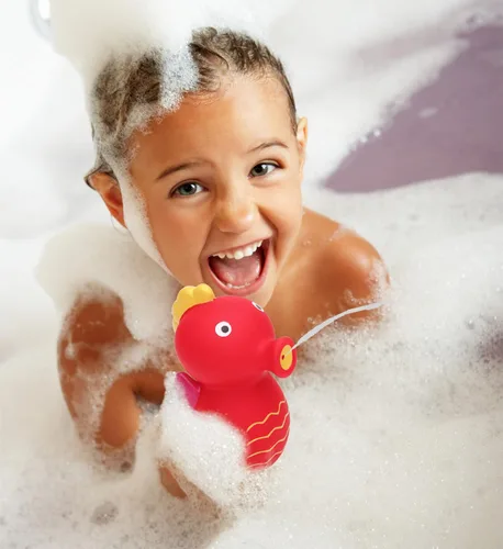Vista 6 de DolliBu Seahorse Bath Buddy Squirter - Juguete de baño flotante de goma de caballito de mar rojo, divertido juego de baño para niños pequeños, lindo