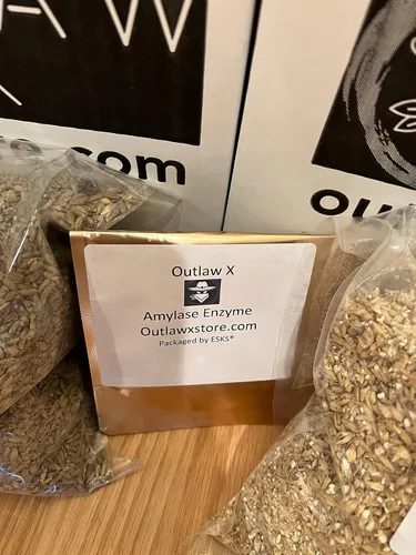 Vista 3 de Outlaw X Big Mash Whisky, Bourbon, Moonshine Grain Kit