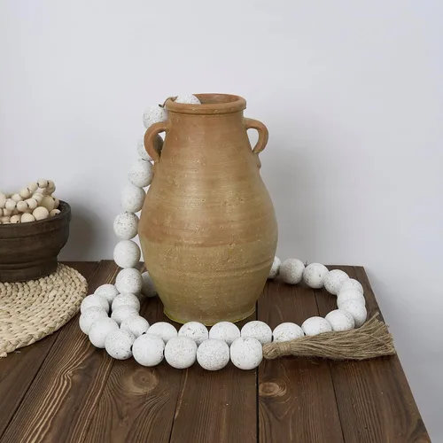 Vista 43 de OMISHE Guirnalda de cuentas de madera extra grande con cuentas de madera y borlas de 1.6 pulgadas de diámetro, cuentas decorativas rústicas de 41