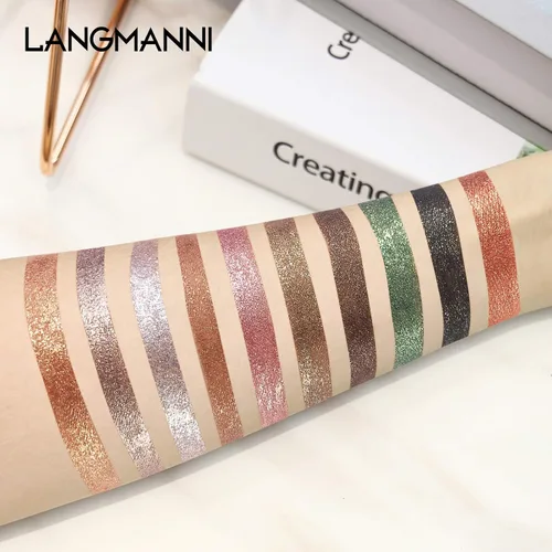Vista 2 de LANGMANNI 10 sombras de ojos con purpurina líquida, juego de maquillaje metálico brillante a prueba de sudor, polvo de mezcla altamente pigmentado