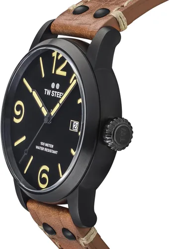 Vista 3 de TW Steel Maverick Mens 45mm Quartz Watch with Analogue Display, 3-Hands Movement and Leather Strap