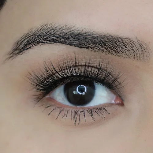 Vista 7 de theBalm Big Fan Pestañas postizas (par individual)
