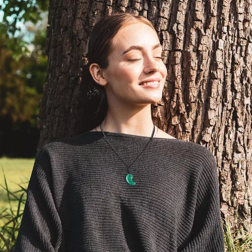 Vista 4 de Collar con dije Amorwing, de tres tesoros sagrados, magatama, sin metal, Verde, N300-4