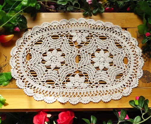 Vista 3 de Laivigo Manteles individuales ovalados hechos a mano con encaje de ganchillo, 12 x 20 pulgadas, beige