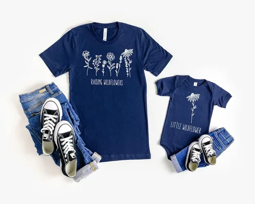 Vista 3 de Raising Wildflowers Shirt, Little Wildflower Shirt,Matching Mommy And Me Shirt,Mothers Day Shirt,New Mom Tshirt,Mom And Baby Shirt
