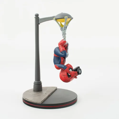 Vista 3 de QMx Marvel Spider-Man Spider Cam Q-Fig Diorama
