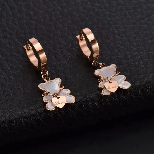 Vista 2 de Aretes colgantes de acero inoxidable con diseño de oso de peluche para mujeres y niñas, Acero inoxidable, No es una piedra preciosa