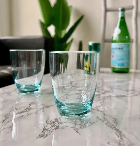 Vista 17 de KLIFA - ETON- Juego de 8 vasos acrílicos de 15.2 y 20.8 onzas, sin BPA, apilables, aptos para lavavajillas, transparentes Claro