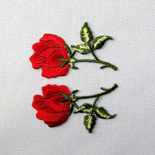 Vista 5 de Parche de rosas rojas boho bordadas retro con apliques florales para planchar y coser emblema de amor, juego de 2