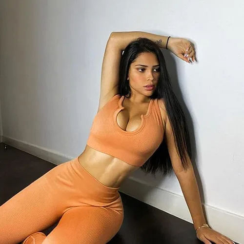 Vista 2 de QINSEN Conjuntos de entrenamiento para mujer 2 piezas acanalados sin costuras sin mangas cintura alta leggings de yoga