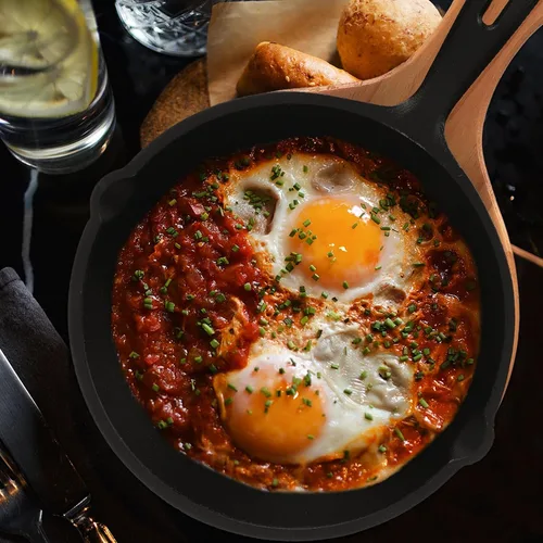 Vista 9 de Sartén antiadherente de hierro fundido grueso con mango y tabla de madera, sartén de cocina para el hogar para huevos, panqueques, pizza y carne