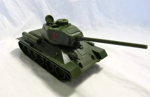 Vista 2 de Classic Toy Soldiers WWII Tanque ruso T-34 en escala 1/38