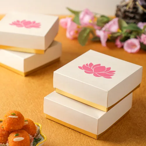 Vista 3 de Lotus - Cajas blancas impresas para dulces indios, galletas, golosinas, mithai, dulces, cajas de regalo con tapas a granel, caja de Mithai a granel