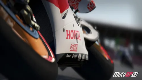 Vista 27 de MotoGP 14 - Xbox 360