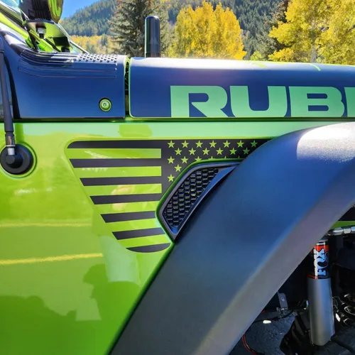 Vista 4 de Zxiaochun Adhesivos de Parrilla Lateral Bandera Americana Precortados Vinilo Adhesivo de Bandera USA para Jeep Wrangler JL JLU 2018-2022 2023 2024