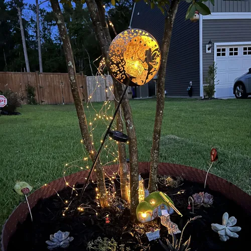 Vista 2 de Tryme Luces solares de jardín de hadas, estaca de globo de cristal con estrella de luna, luces decorativas impermeables para exteriores, patio