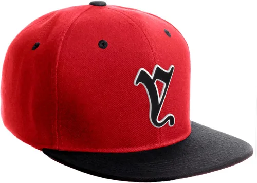 Vista 946 de Daxton Gorra clásica con visera de billete plano con letras del alfabeto inglés antiguo de la A a la Z