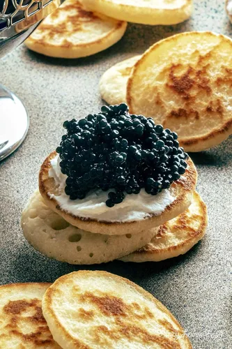 Vista 3 de Caviar Star Lujoso caviar de esturión siberiano MALOSSOL – Huevas Baerii Acipenser prémium cultivadas de forma sostenible – Delicia gourmet