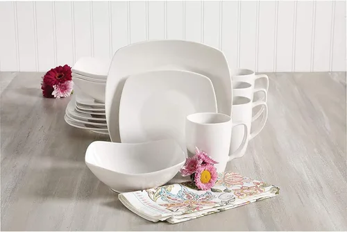 Vista 4 de Gibson Home 102539.16RM - Juego de vajilla cuadrada de porcelana clásica de 16 piezas con platos, cuencos y tazas de varios tamaños, color blanco