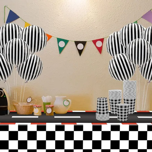 Vista 6 de 2 manteles de plástico desechables con diseño de automóvil de carreras, con diseño de bandera a cuadros negros, mantel rectangular para niños
