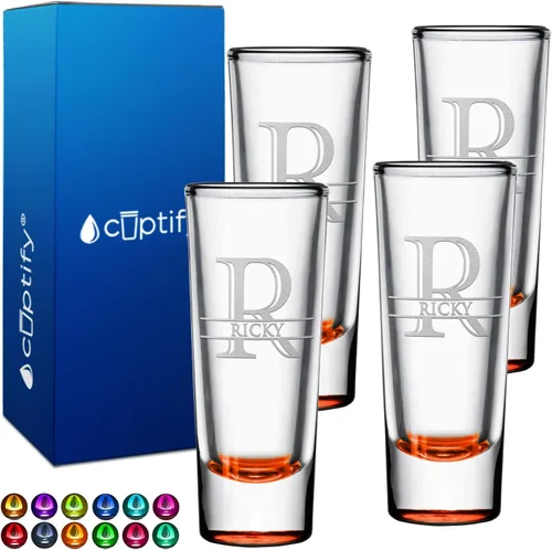 Vista 99 de Vaso de chupito personalizado con fondo negro personalizado de 2 oz, vasos de chupito cordiales con inicial y nombre en script dividido
