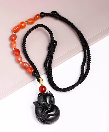 Vista 2 de Wizock Collares delicados de ágata roja zorro obsidiana negra para mujer, cristales curativos y piedras preciosas con colgante de animales, amuleto
