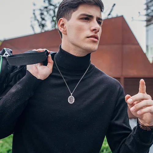 Vista 5 de Collar con colgante de plata de ley 925 con medalla de San Patrón, joyería religiosa para hombres y mujeres, con cadena de acero inoxidable 316L