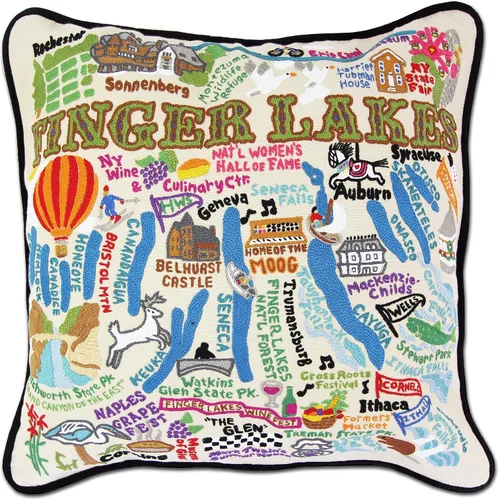 Vista 139 de Catstudio Portland (Oregon) - Almohada decorativa bordada