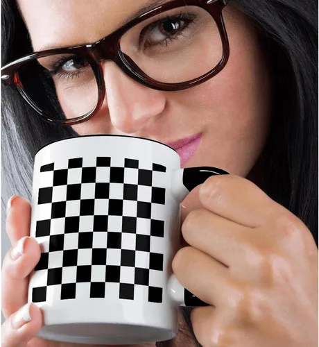 Vista 2 de 3dRose Patrón de cuadros en blanco y negro: tablero de ajedrez a cuadros cuadros o bandera de carreras de coches de carreras de 11 oz taza negra