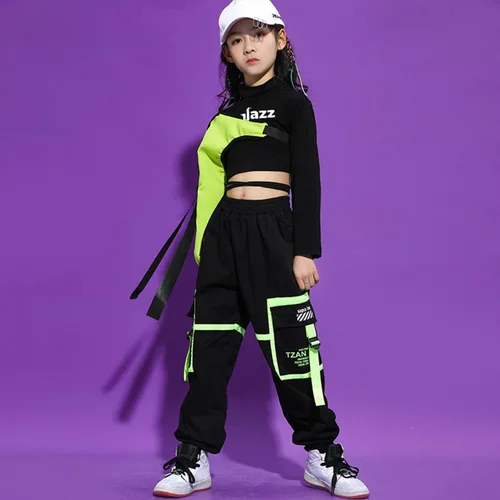 Vista 3 de LOLANTA Ropa de baile Hip Hop para niñas, conjunto de 3 piezas, pantalones tipo cargo, conjuntos activos