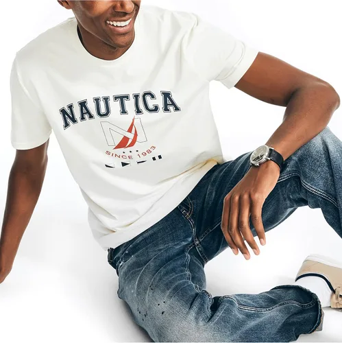 Vista 4 de Nautica Camiseta estampada con logotipo para hombre de forma sostenible