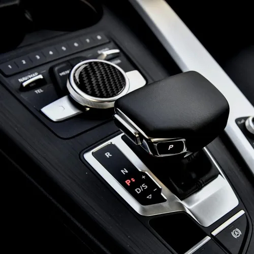 Vista 2 de Blazeray Accesorios interiores de fibra de carbono, cubierta decorativa, ajuste adhesivo para Audi A4 B9 2017-2019 (cubierta de perilla central)
