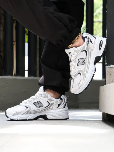 NEW BALANCE 530 2.0 Y6 de Arsenal shoes