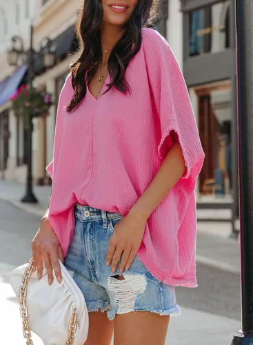 Vista 2 de Dokotoo Camisas casuales de manga corta con cuello en V para mujer, blusas sólidas de gran
