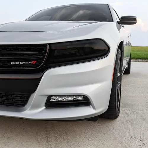 Vista 3 de SlickMod Tinte de humo de vinilo precortado para faros Dodge Charger 2015-2022 (20% humo oscuro, 1. faro)