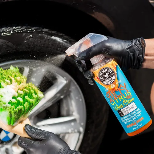 Vista 7 de Chemical Guys CLD10516 Gel limpiador de ruedas cítrico pegajoso, (seguro para todos los tipos de ruedas), funciona en automóviles, camiones, SUV