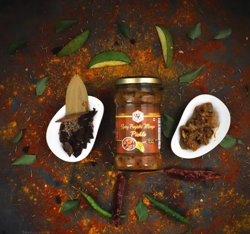 Vista 7 de TAJ Picante Punjabi Mango Pickle, (Theeka Achar), 10.5oz (300g)