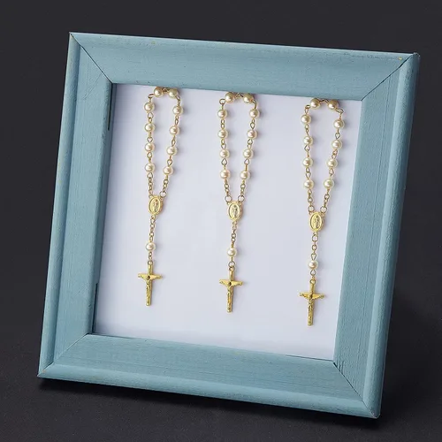 Vista 4 de 30 Pieces Baptism Rosary Gold Plated Finger Baptism Rosaries Acrylic Faux Pearls Rose Rosary Beads Recuerdos De Bautizo Communion Favors Christening
